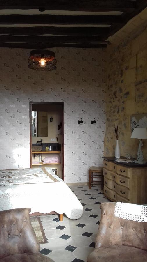 Bed and Breakfast Manoir De La Fontaine Du Chene Coutures  Экстерьер фото