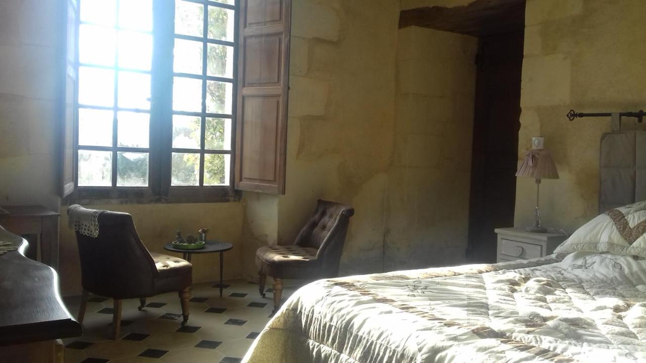 Bed and Breakfast Manoir De La Fontaine Du Chene Coutures  Экстерьер фото