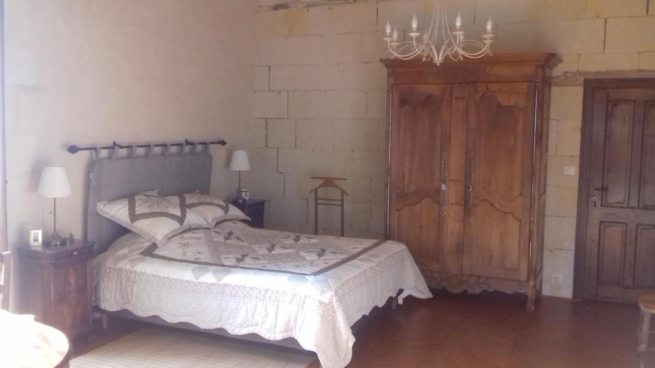 Bed and Breakfast Manoir De La Fontaine Du Chene Coutures  Экстерьер фото